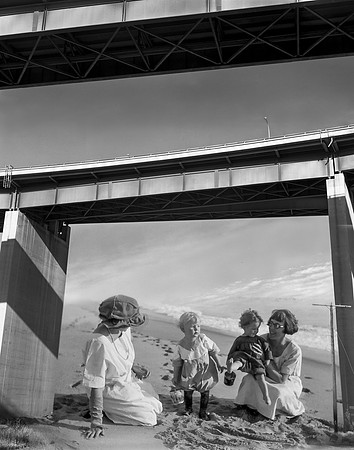8 Corona del Mar Under the Freeway 1922 - 1979